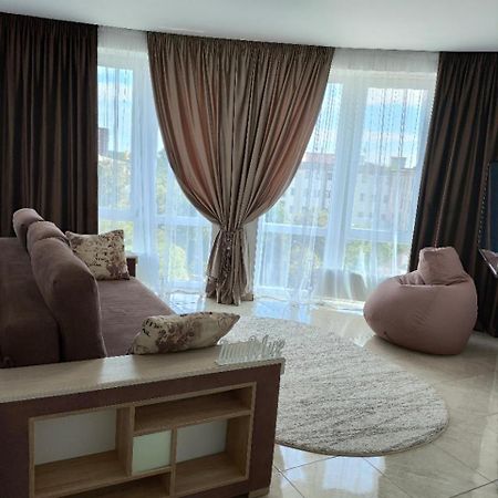 Zlata De Luxe Apartment อิวาโน-ฟรานกิฟสเก ภายนอก รูปภาพ