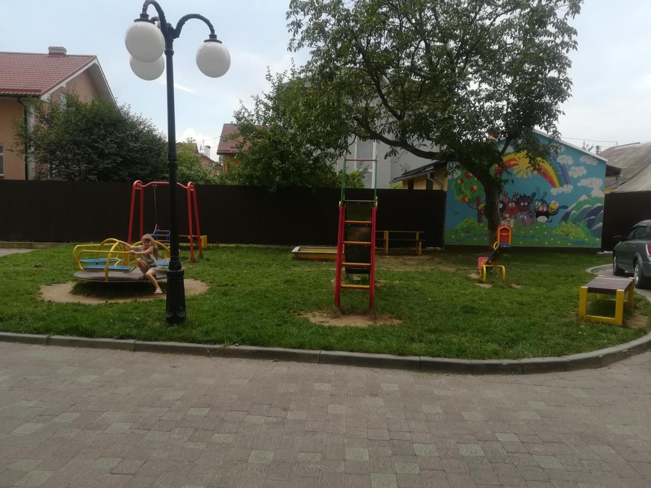 Zlata De Luxe Apartment อิวาโน-ฟรานกิฟสเก ภายนอก รูปภาพ